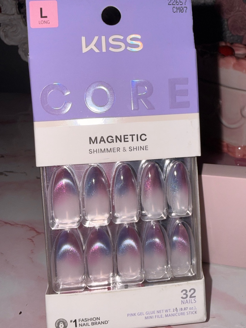 Kiss Core Magnetic Shimmer Press-On Nails — Pink Purple Blue Gradient
